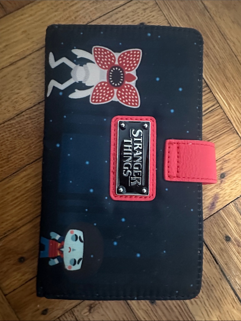 EXCLUSIVE Stranger Things Loungefly Wallet Limited Edition
